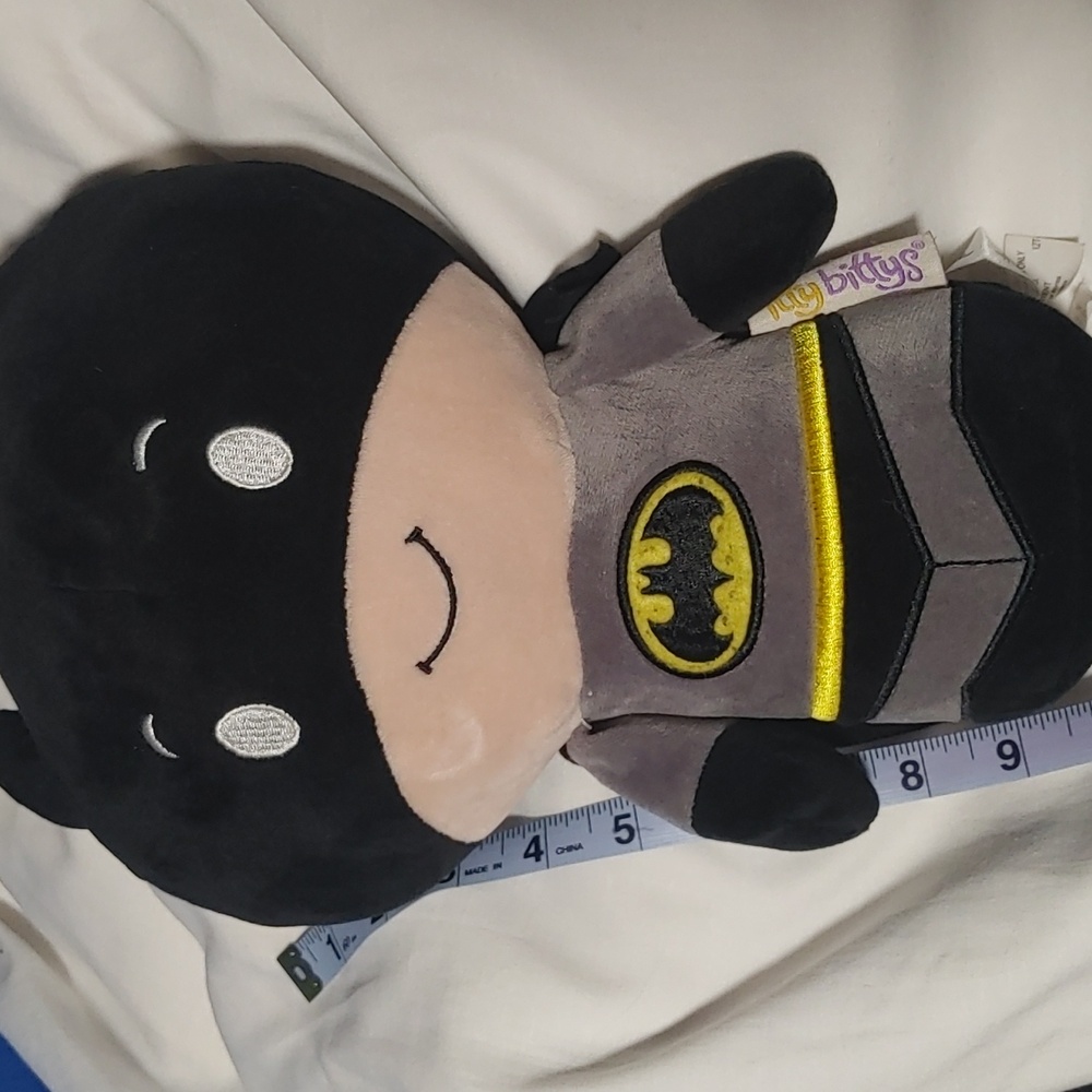 Itty bitty biggie batman